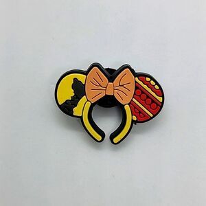 🎈5/$10🎈 PATCHES..CROC CHARMS.. Disney ears..